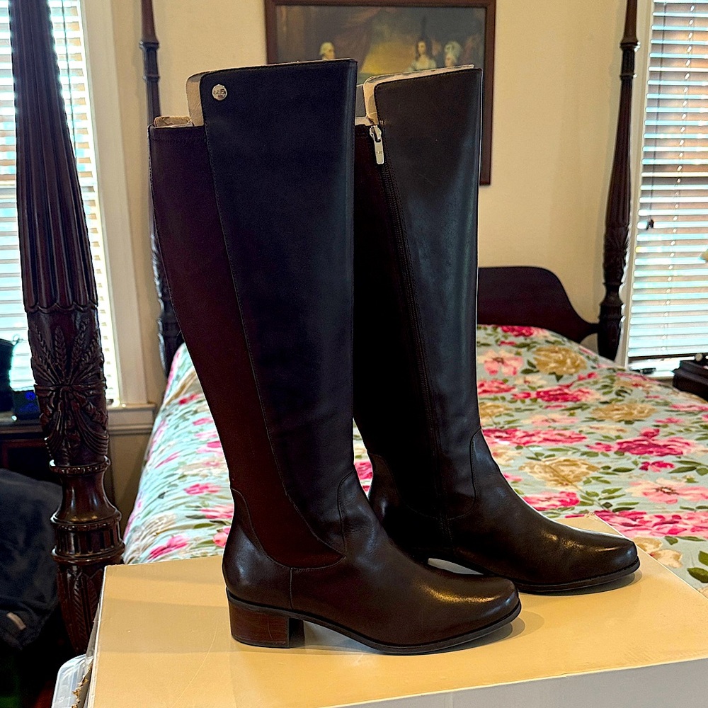 Marc Fisher Wide Calf Leather Tall Shaft Boots w/box